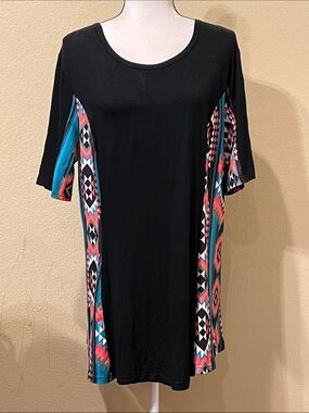 🚂 NWT Crazy Train brand women’s short sleeve tunic